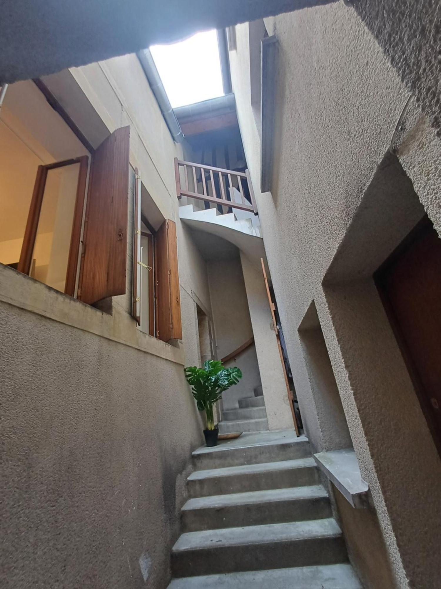 *Monge Zola* Apartment Dijon Exterior photo